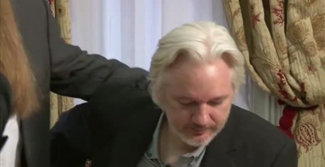 La justicia británica rechaza la extradición de Julian Assange a EEUU por riesgo de suicidio