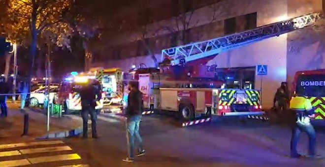 Una fallecida y tres heridos graves en el incendio de una residencia en Sevilla