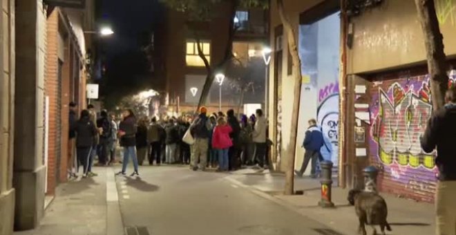 Un centenar de personas del movimiento 'okupa' celebran una 'cabalgata alternativa' en Barcelona sin medidas de seguridad