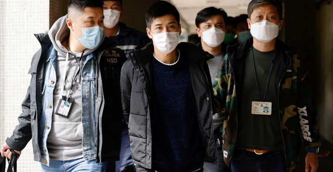 Arrestados en Hong Kong medio centenar de activistas y exdiputados por organizar las primarias opositoras