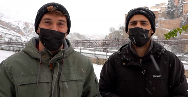 Vecinos de Cuenca ven la nevada como "un regalo"