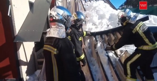 Labores de los Bomberos en Madrid tras Filomena