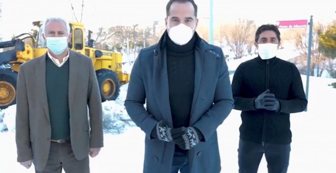 Aguado pide "colaboración" a madrileños para ayudar en la limpieza de nieve