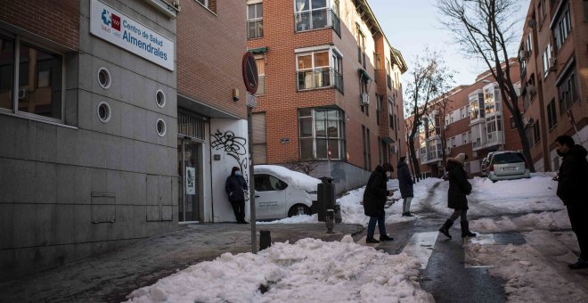 Los médicos de Atención Primaria en Madrid se plantan ante el abandono de Ayuso: un 90% secunda la huelga