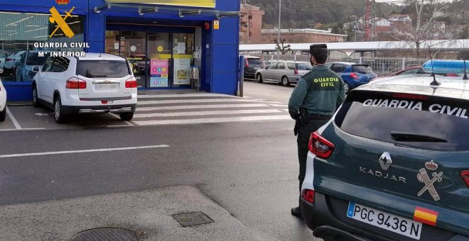 Investigan a una hostelera de Castro por comprar productos robados en supermercados