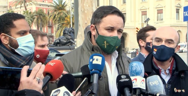 Abascal rechaza el aplazamiento de las catalanas