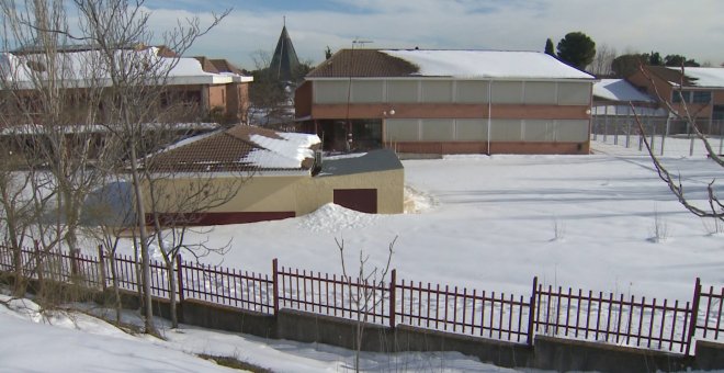 La Comunidad de Madrid aplaza al miércoles la vuelta al colegio