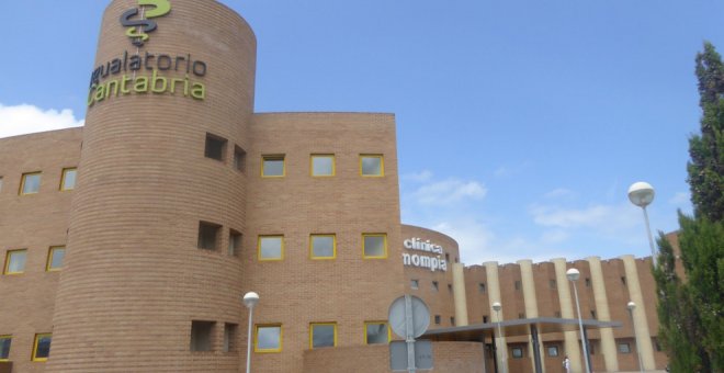 Cantabria empezará a vacunar en los hospitales privados y a los dentistas