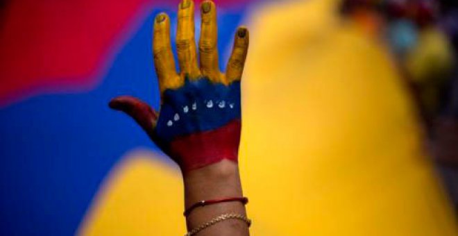 Apuntes sobre la normalización parlamentaria en Venezuela, las tensiones con Guyana y el comportamiento de la pandemia