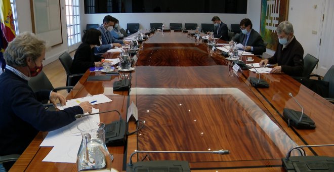 Sánchez preside la reunión del Comité de Seguimiento del COVID19