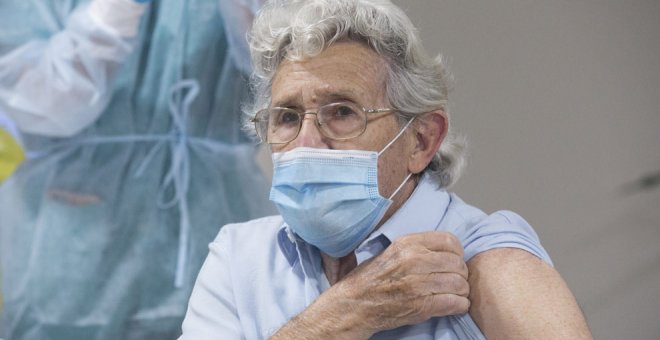 Sanidad anuncia que el siguiente grupo a vacunar serán los mayores de 80 años
