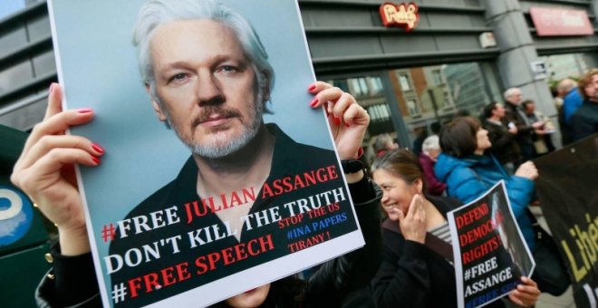 Varias organizaciones de defensa de la libertad de prensa piden a Biden que abandone el juicio contra Assange