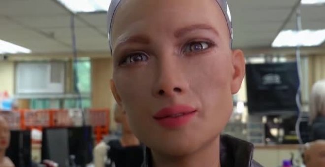Sophia, el robot que ayudará contra la pandemia cuidando de enfermos por coronavirus