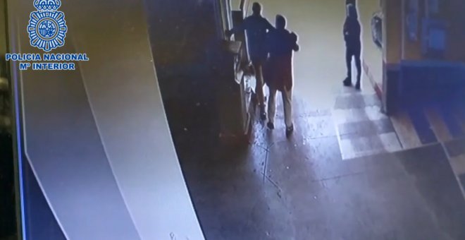 Ingresa en prisión un joven por atracar un supermercado "a punta de cuchillo"