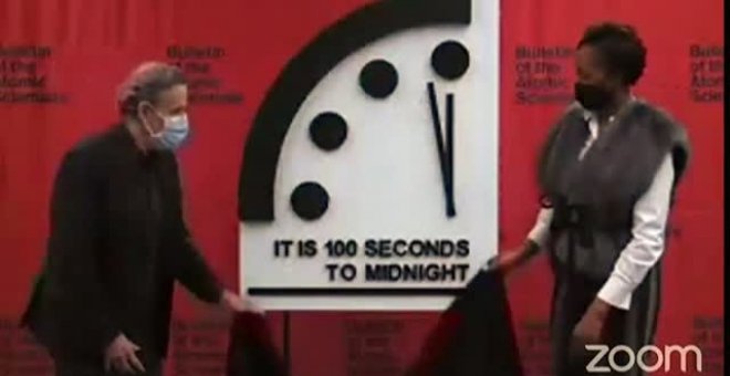 Los científicos del 'reloj del fin del mundo' fijan sus manecillas a 100 segundos de la catástrofe