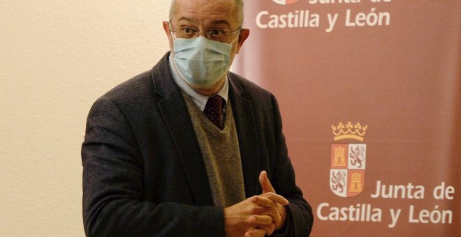 Castilla y León cierra la hostelería y adelanta a las 18.00 horas el cierre de establecimientos en 53 municipios
