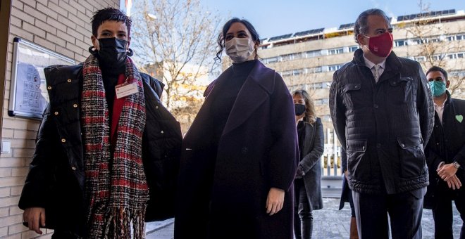 Denuncian la falta de seguridad en los colegios de Madrid ante el avance del coronavirus