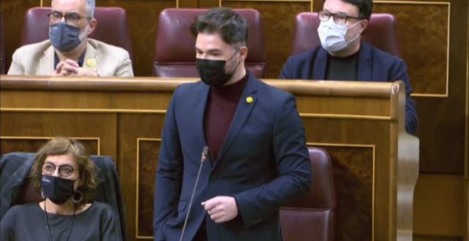 Rufian advierte a Sánchez: "No van a convertir la Generalitat en un despacho de Moncloa"