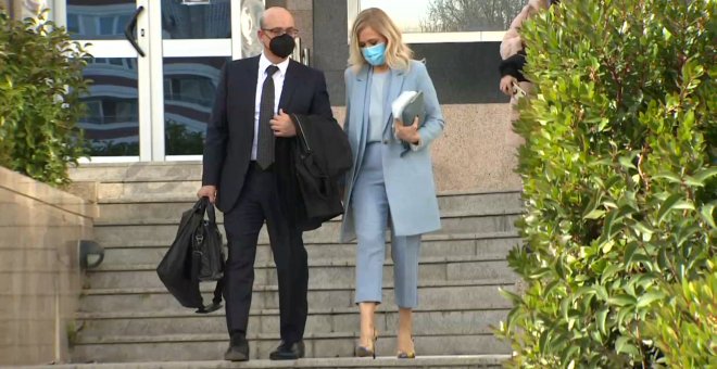 Cifuentes abandona la Audiencia Provincial tras el juicio por el caso del máster