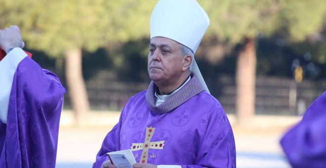 El obispo de Tenerife que se vacunó engañando a Sanidad