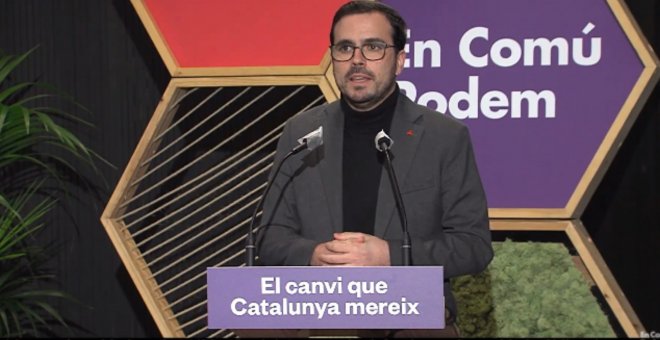 Garzón reprocha al independentismo suscribir la "política de recortes" del PP