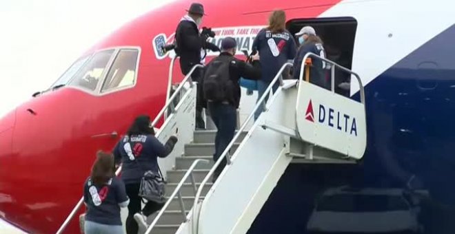 Un grupo de sanitarios viaja a la Super Bowl invitados por los New England Patriots