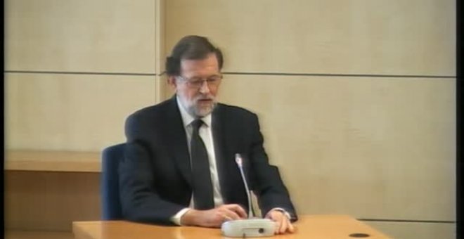 Rajoy, en el centro de la diana de Bárcenas