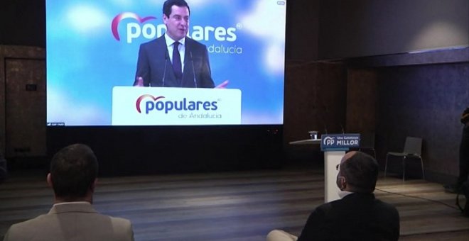 Alejandro Fernández y Juanma Moreno en un acto en Barcelona