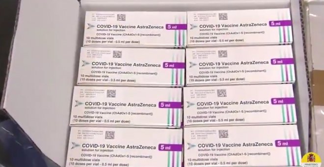 Llegan a las CCAA las primeras dosis de la vacuna de AstraZeneca