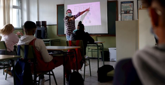 La Comunidad de Madrid pondrá en marcha un MIR educativo para el acceso a plazas de profesores