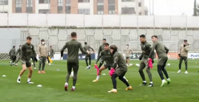 El Atlético continúa preparando su defensa del liderato