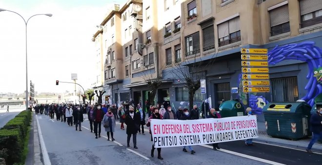 Manifestación en Pamplona en defensa del sistema público de pensiones