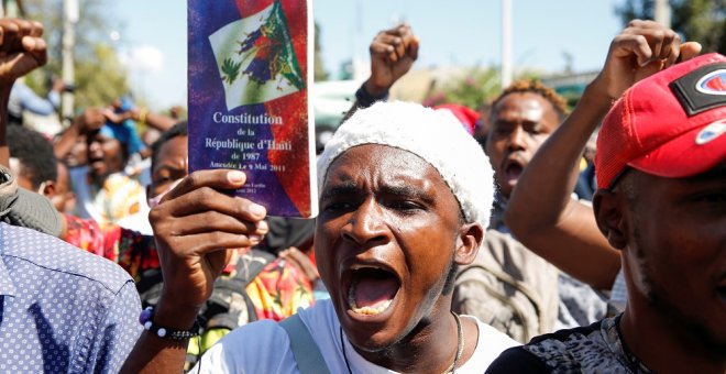 Haití, en crisis: la oposición nombra un nuevo presidente y el vigente dice que aún le queda un año de gobierno