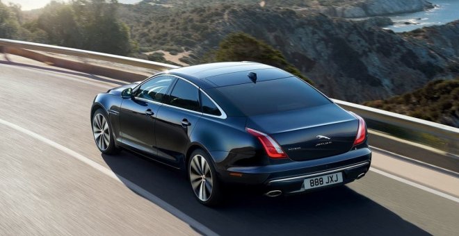 Jaguar apuesta todo a la electrificación pero "se carga" el Jaguar XJ eléctrico