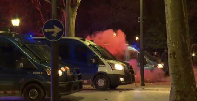 Violentos altercados en la concentración de protesta por Hasél en Lleida