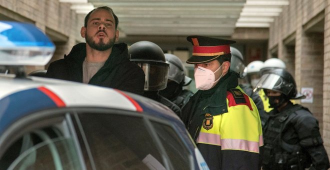 Pablo Hasél ingresa en prisión tras ser detenido en la Universitat de Lleida