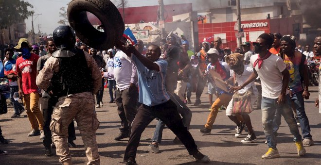 Al menos un muerto y varios heridos en Haití durante las protestas contra el presidente Moise