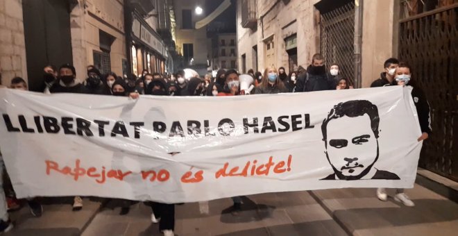 Nueva protesta en Girona pidiendo libertad para Pablo Hasel