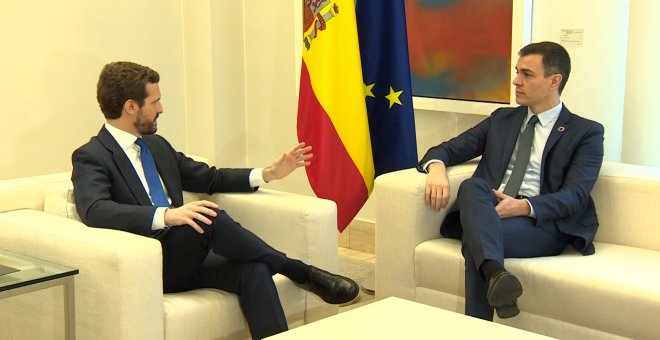 Sánchez y Casado tienen una "constructiva conversación" sobre CGPJ