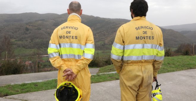 Siete incendios forestales activos en Cantabria mantienen el nivel 2 de alerta