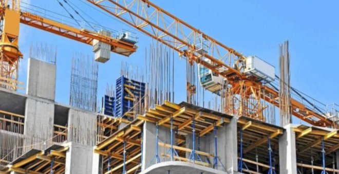 Los empleados de la construcción en Cantabria trabajarán este año 1.736 horas y cobrarán un 2,5% más