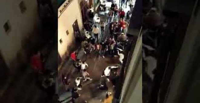 Una calle de Castro Urdiales es el escenario de una pelea entre varios jóvenes