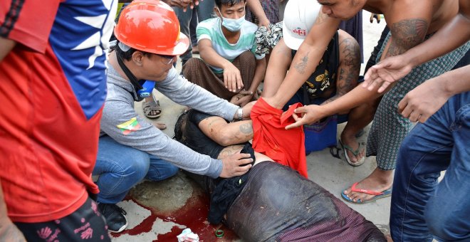 Ascienden a tres los muertos por la represión de las protestas en Myanmar