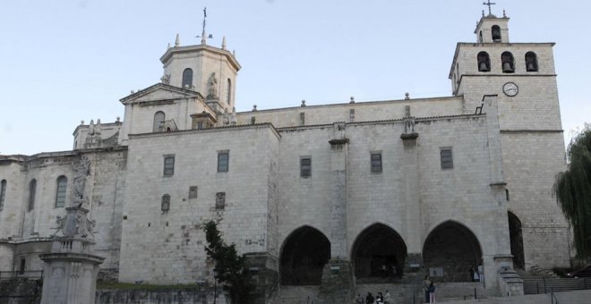 El Ayuntamiento renovará la calle Obispo Juan Plaza, en el entorno de la Catedral