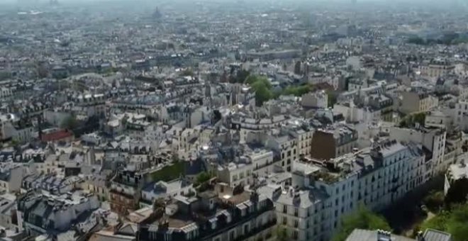 Los techadores de zinc de París buscan el reconocimiento de la Unesco a su labor