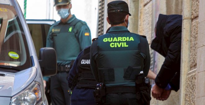 Detenidos dos menores de 17 años por incendiar casetas de centro de acogida