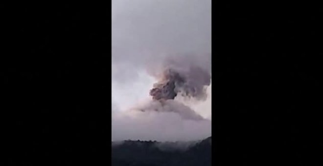 Aumenta la actividad del volcán Pacaya en Guatemala