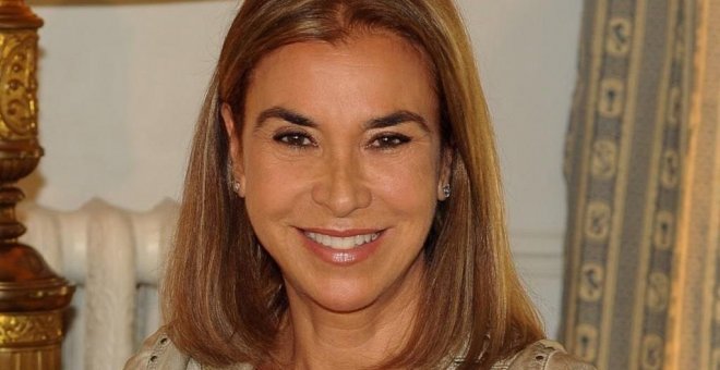 Carmen Posadas revive la leyenda que une a Felipe II con Liz Taylor