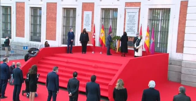 Ayuso y Almeida presiden el homenaje del Gobierno regional a las víctimas de los atentados del 11M