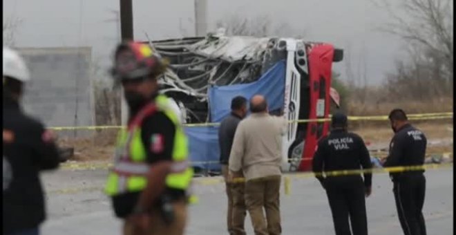 Fallecen 11 personas en un accidente de autobús en México